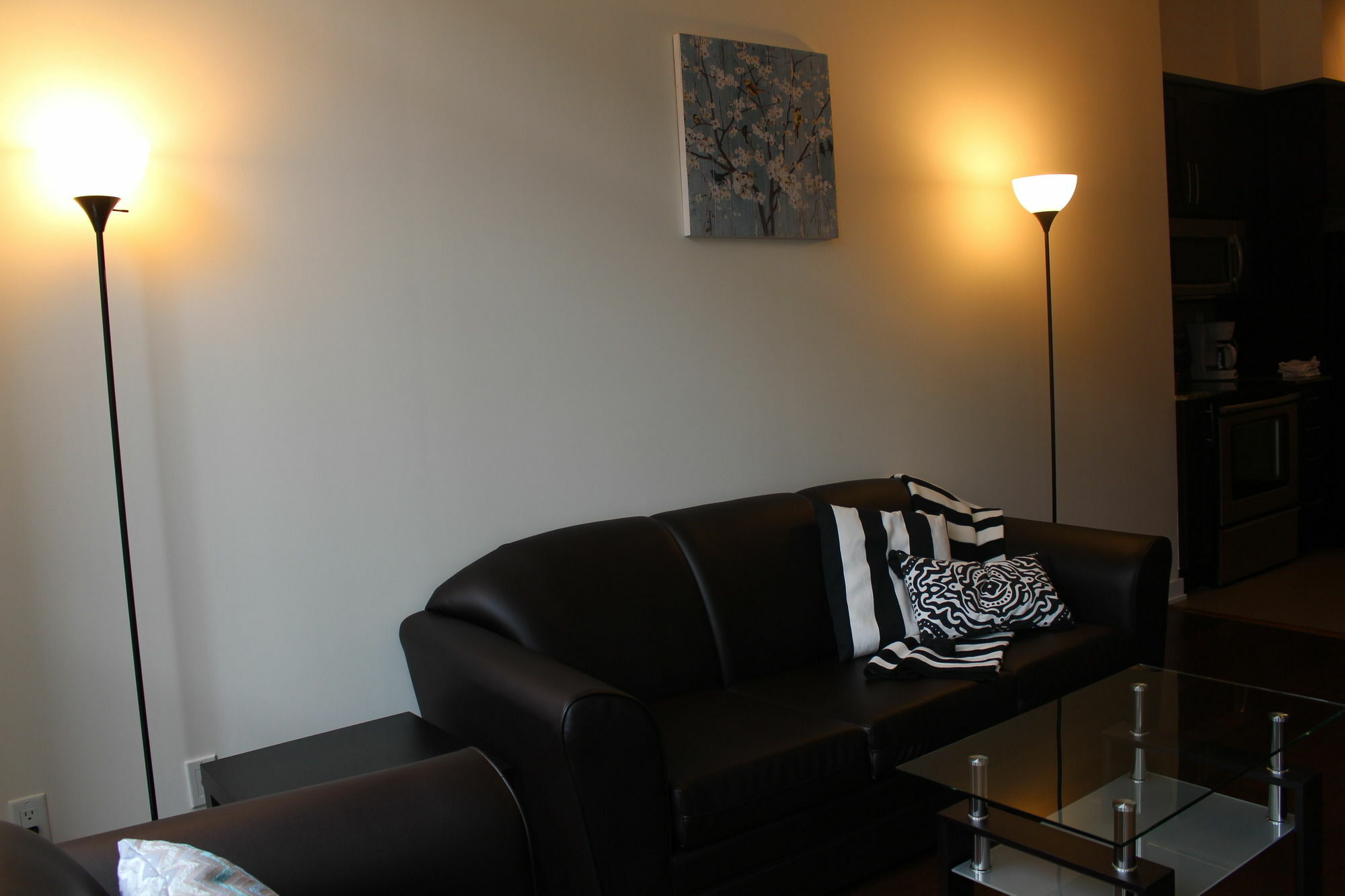 Custom Luxury Suite - By Elite Suites Mississauga Eksteriør billede