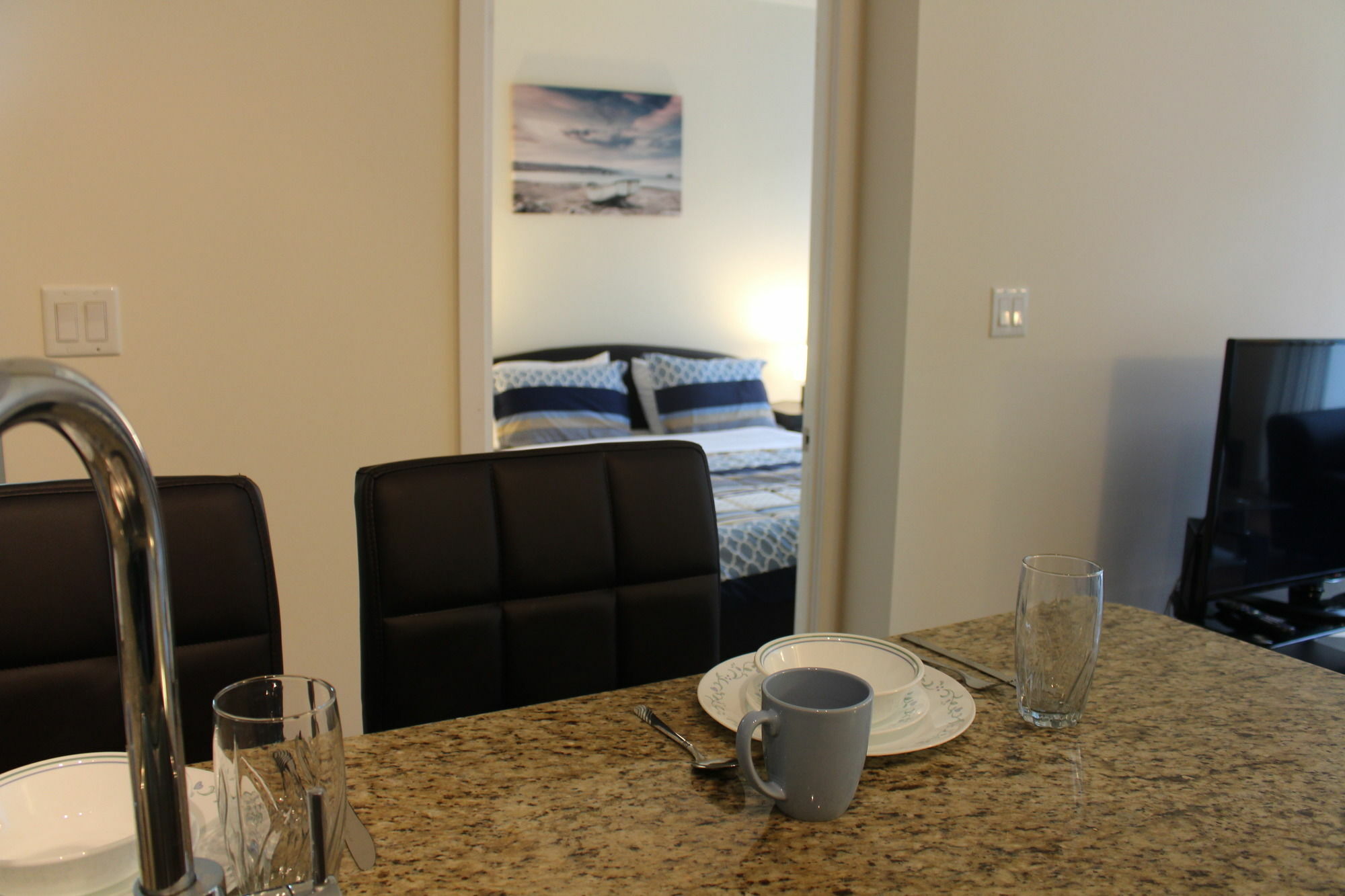 Custom Luxury Suite - By Elite Suites Mississauga Eksteriør billede